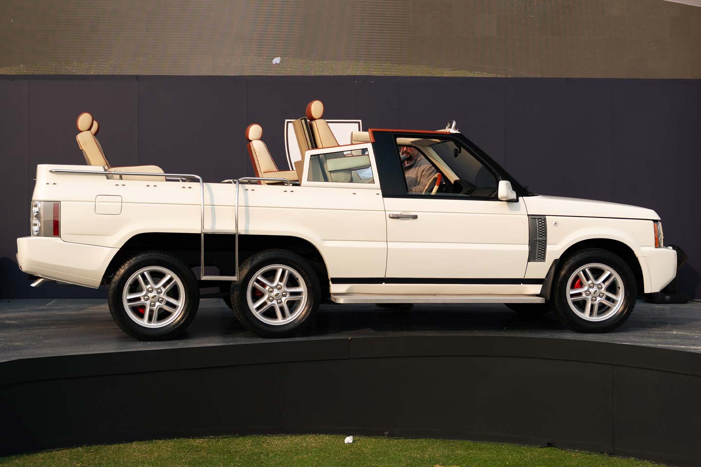 Bahrain Concours Winners Range Rover